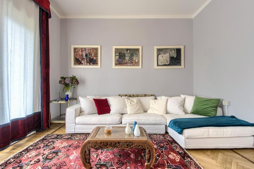 Dimora Mantelli Apartment เมสเตร ภายนอก รูปภาพ