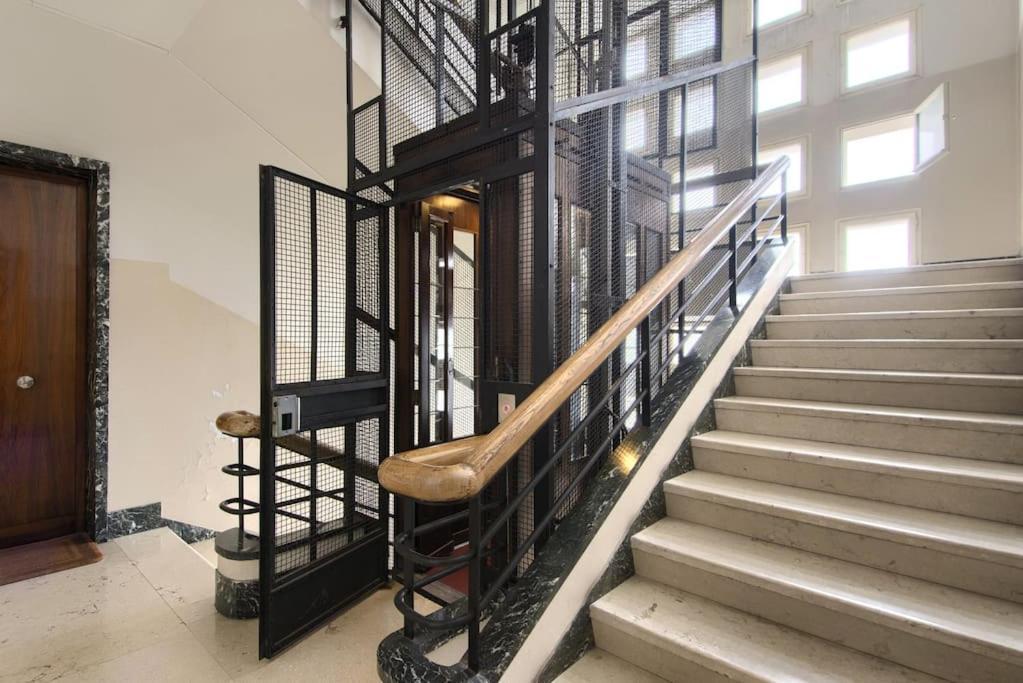 Dimora Mantelli Apartment เมสเตร ภายนอก รูปภาพ